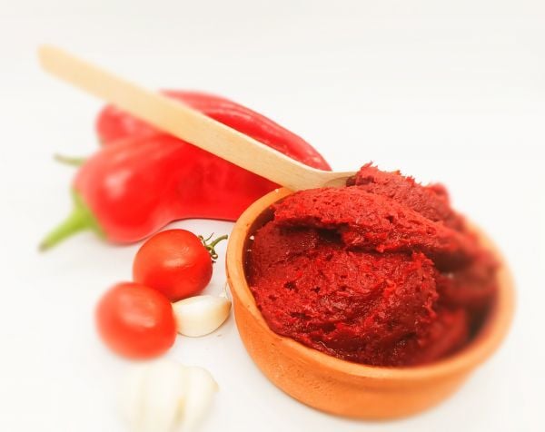 Tatlı Biber Salçası